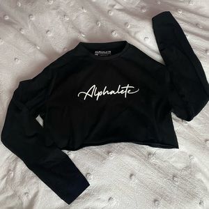 Alphalete Signature Cropped Long Sleeve